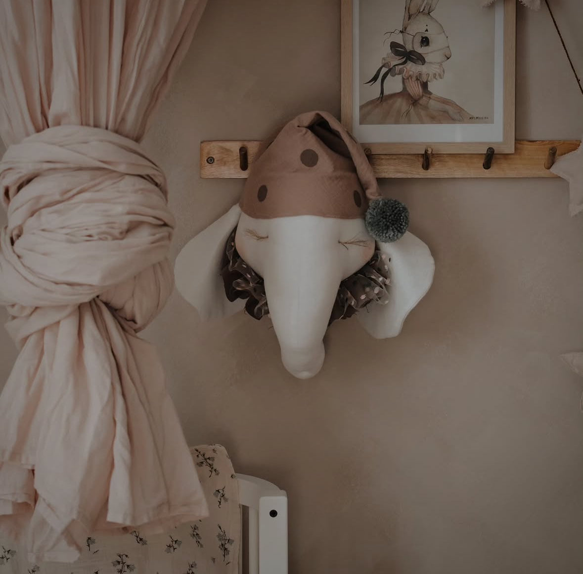 【Made‐to‐order】Elephant nightcap