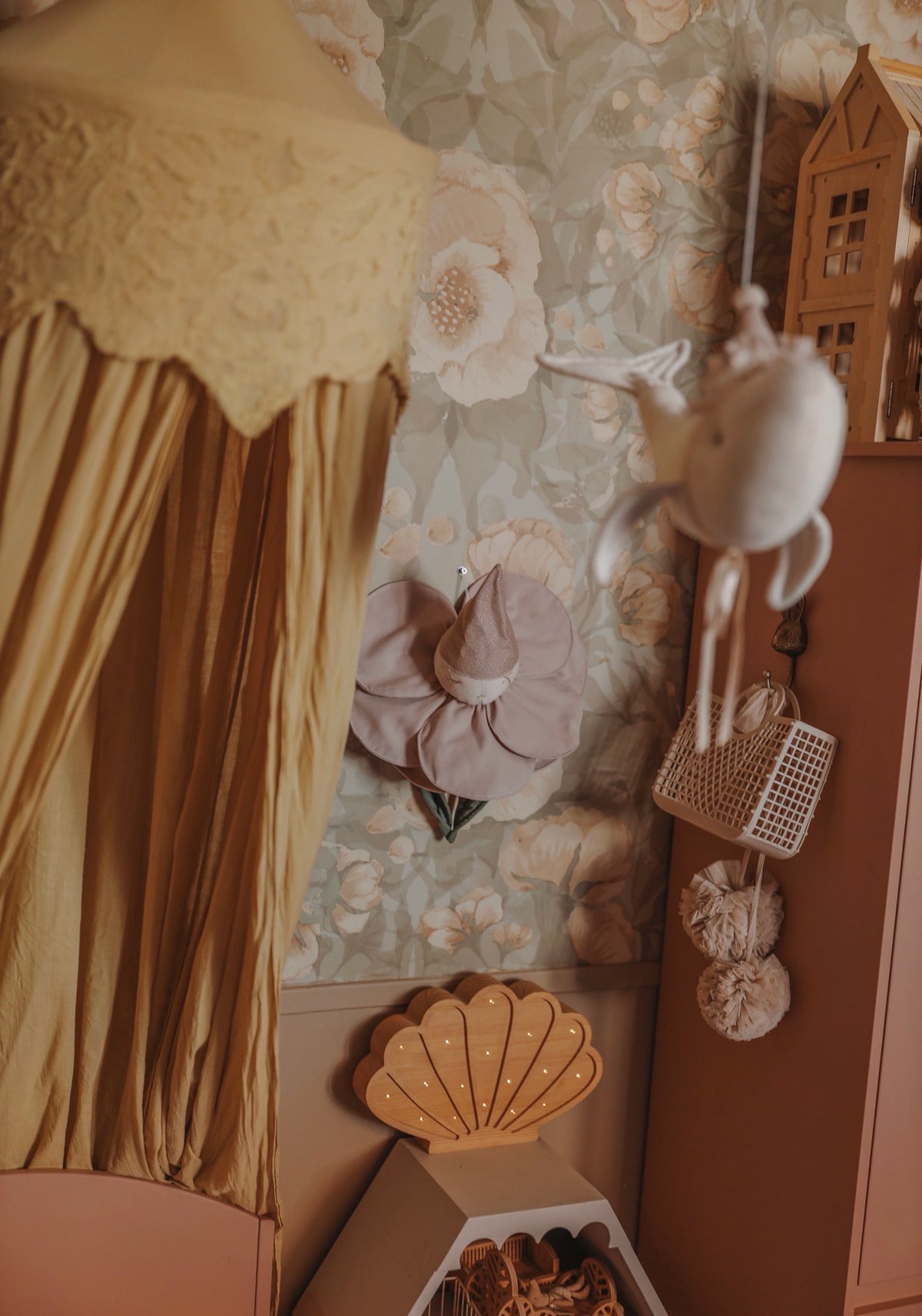 【Made‐to‐order】ELF IN A FLOWERーThe Garden Of Sleeping Flower