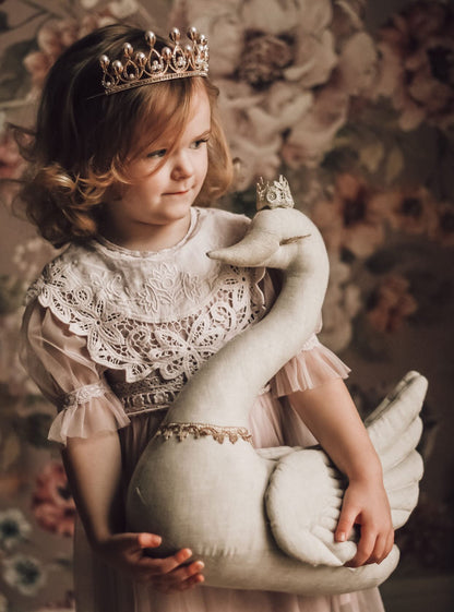 【stock】NEW Swan with crown