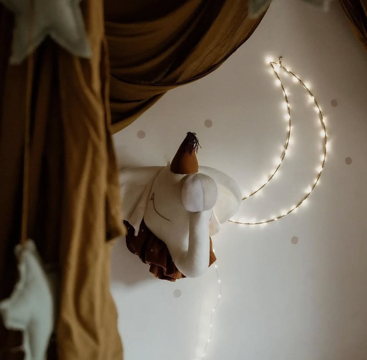 【Made‐to‐order】Elephant circus