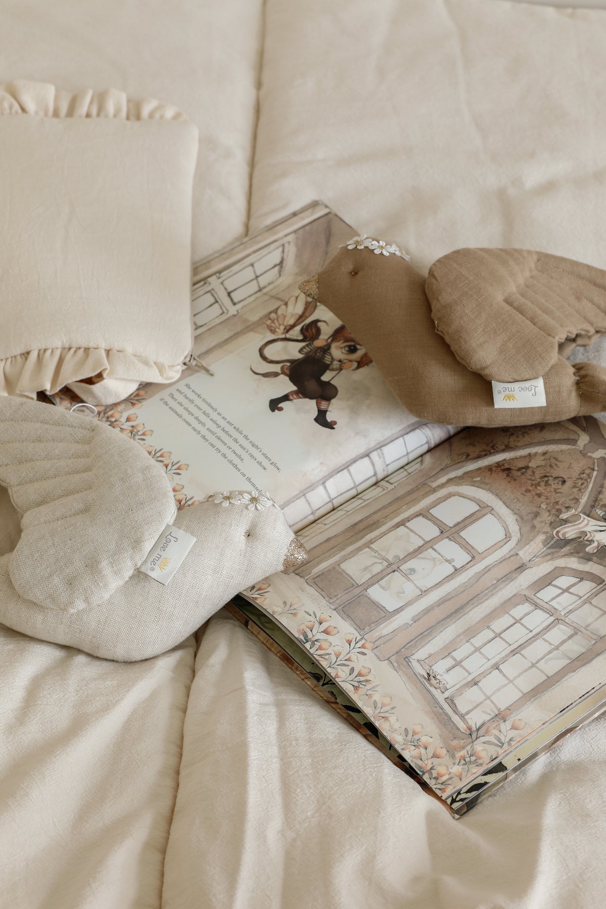 【Made‐to‐order】SWALLOWーThe keepers of the morning sky