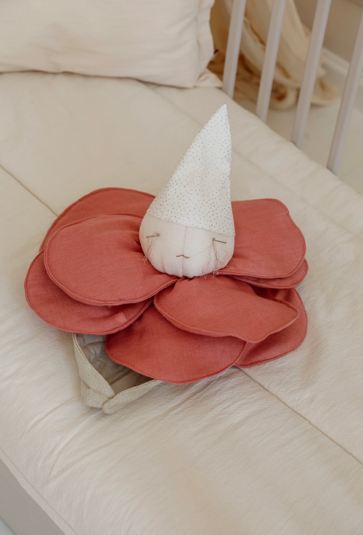 【Made‐to‐order】ELF IN A FLOWERーThe Garden Of Sleeping Flower