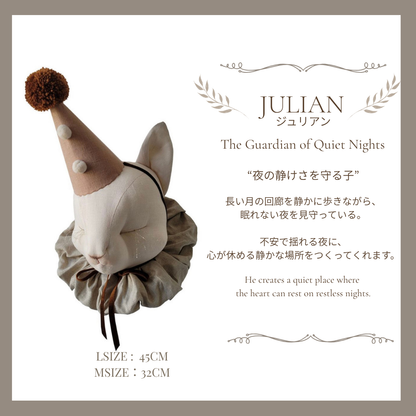 【stock】Cat with crown and hatーThe Moonlit Palace