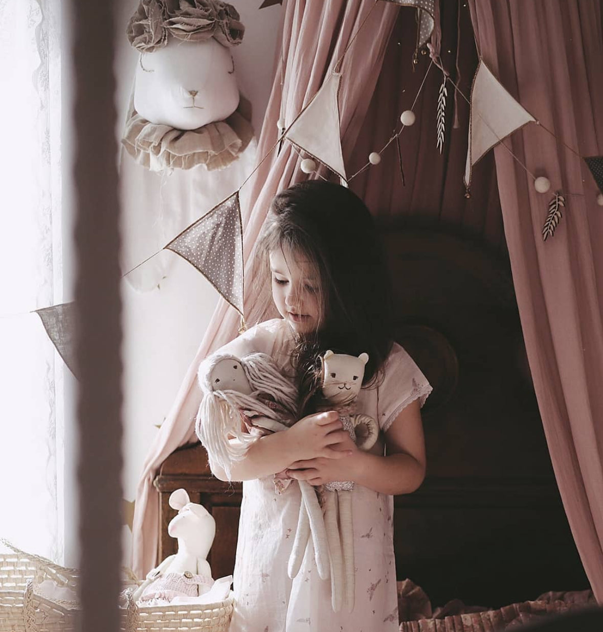 【Made‐to‐order】Flower floppy-eared rabbit