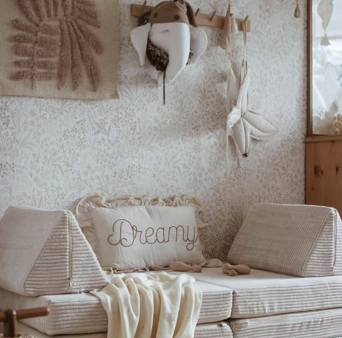 【Made‐to‐order】Elephant nightcap