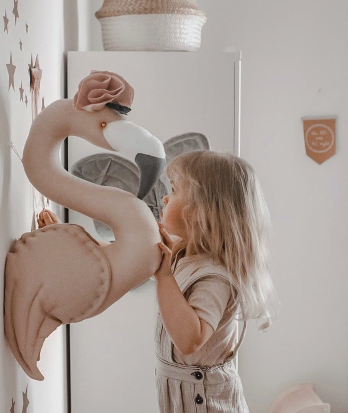 【Made‐to‐order】Powder flamingo with crown