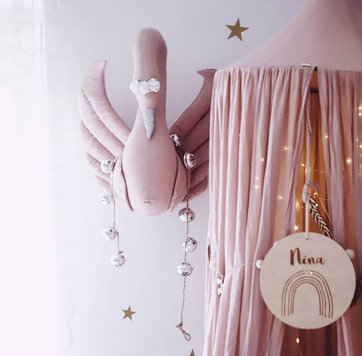 【Made‐to‐order】Swan with flower