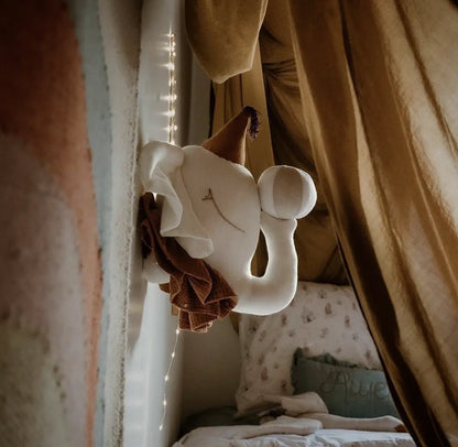 【Made‐to‐order】Elephant circus