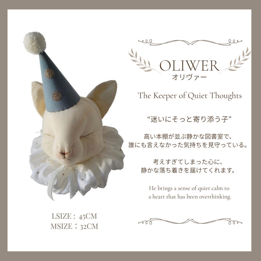 【stock】Cat with crown and hatーThe Moonlit Palace