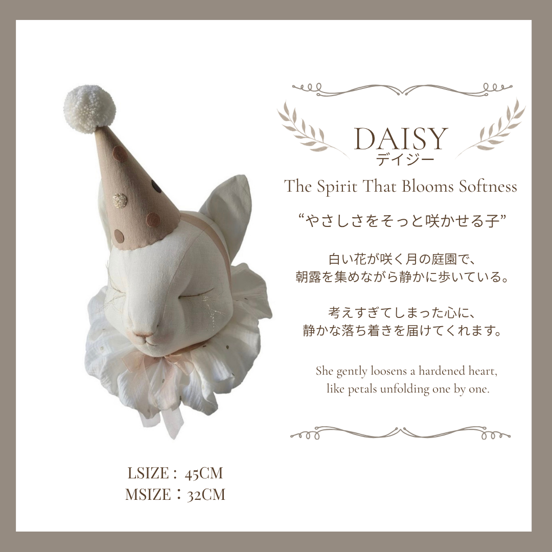 【stock】Cat with crown and hatーThe Moonlit Palace